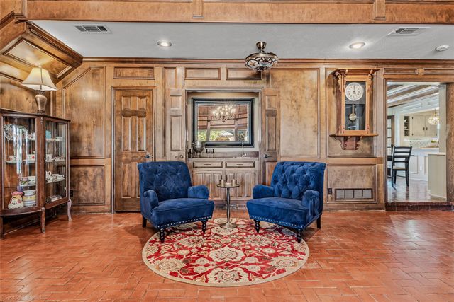 209 Westpark Drive S, Mckinney, TX 75072