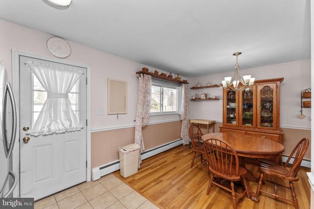 1021 BROOKFIELD CIR, Quakertown, PA 18951