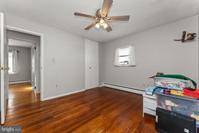 1021 BROOKFIELD CIR, Quakertown, PA 18951