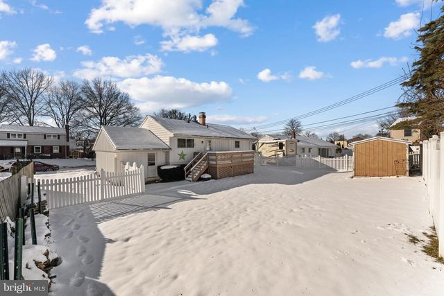 1021 BROOKFIELD CIR, Quakertown, PA 18951