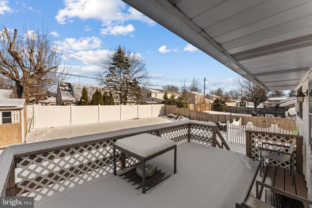 1021 BROOKFIELD CIR, Quakertown, PA 18951