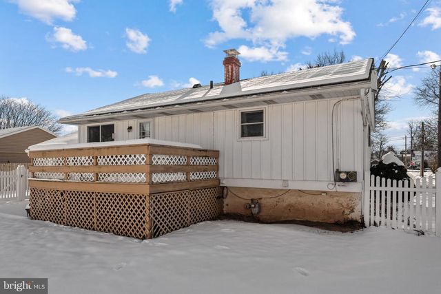 1021 BROOKFIELD CIR, Quakertown, PA 18951