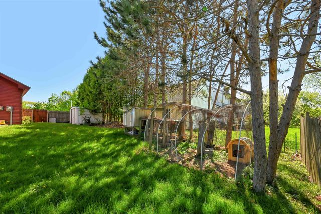 70 Moss Glen Lane, South Burlington, VT 05403