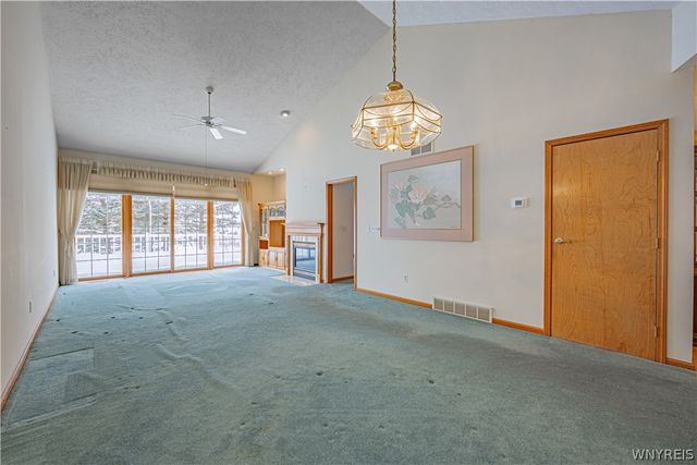 4850 Waterford Place, Lockport Town, NY 14094