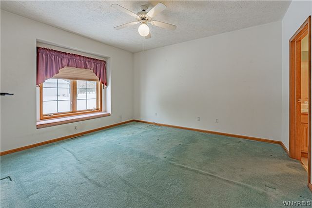 4850 Waterford Place, Lockport Town, NY 14094