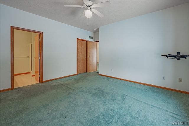 4850 Waterford Place, Lockport Town, NY 14094