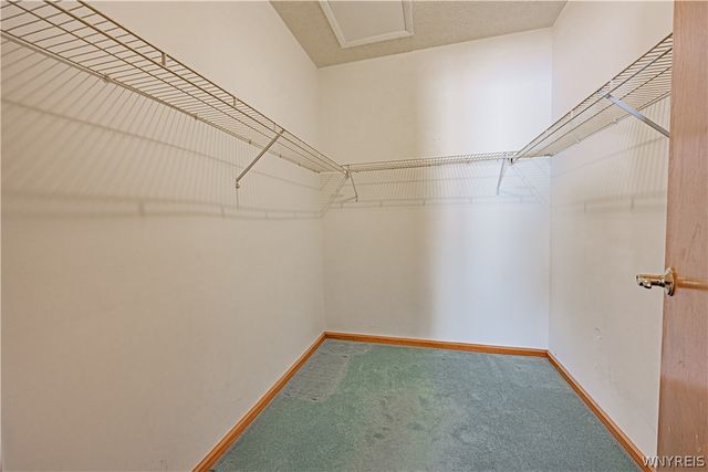 4850 Waterford Place, Lockport Town, NY 14094