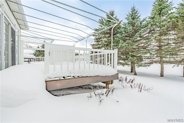 4850 Waterford Place, Lockport Town, NY 14094