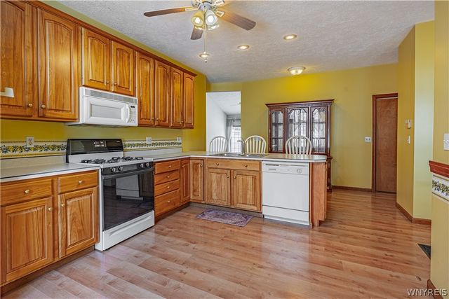 4850 Waterford Place, Lockport Town, NY 14094