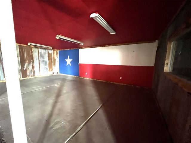 708 Smith Circle, Point, TX 75472