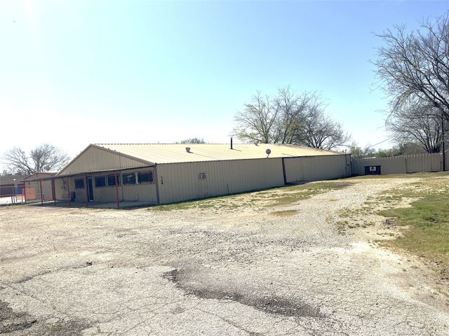 708 Smith Circle, Point, TX 75472