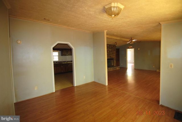 125 WHISPERING KNOLLS DR, Winchester, VA 22603