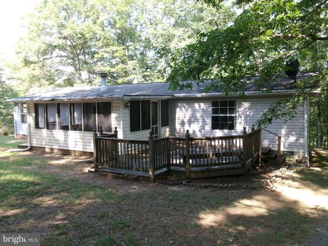 125 WHISPERING KNOLLS DR, Winchester, VA 22603