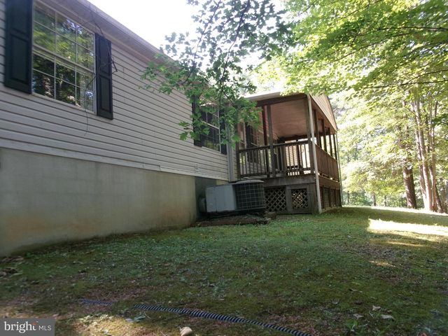 125 WHISPERING KNOLLS DR, Winchester, VA 22603