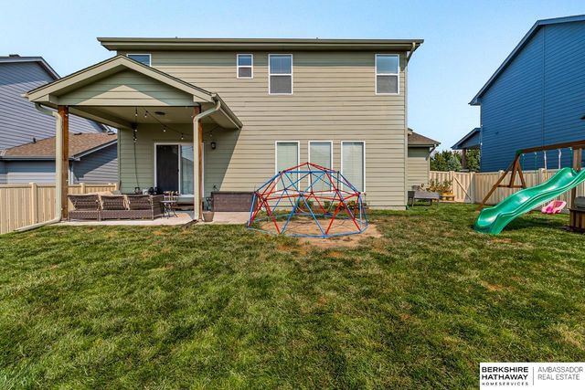 8710 S 168th Avenue, Omaha, NE 68136