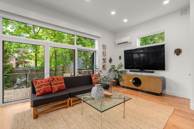 90 Jackson Street 90, Cambridge, MA 02140