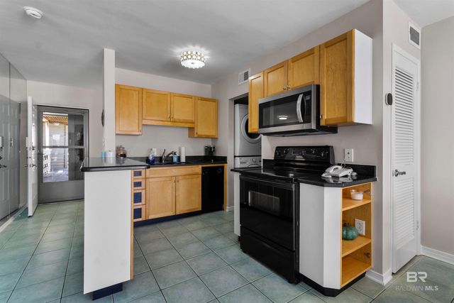 1144 WEST BEACH Boulevard 1D, Gulf Shores, AL 36542