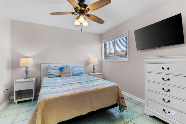 1144 WEST BEACH Boulevard 1D, Gulf Shores, AL 36542
