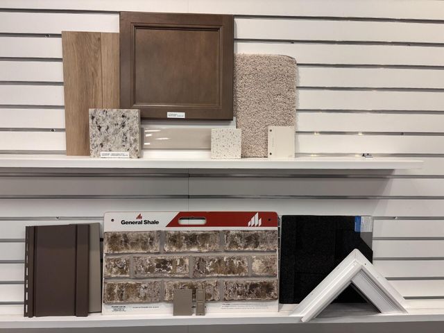 126 Linzi Way, Paris, KY 40361