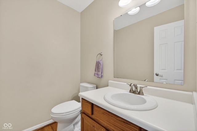 8025 Winterset Circle, Indianapolis, IN 46214