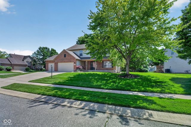 8025 Winterset Circle, Indianapolis, IN 46214