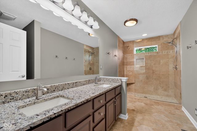 8025 Winterset Circle, Indianapolis, IN 46214