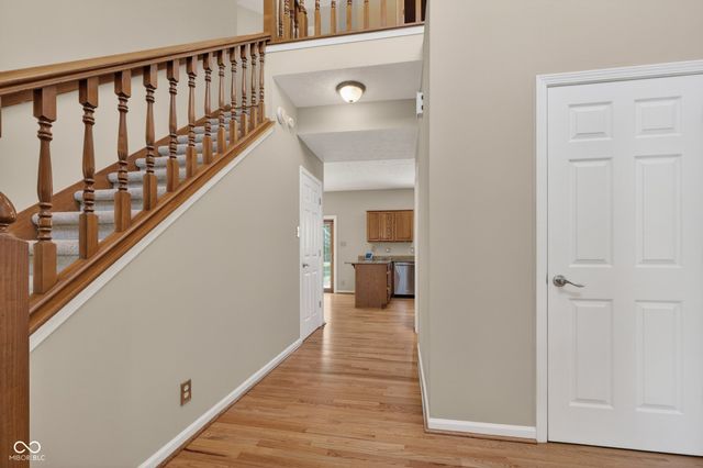 8025 Winterset Circle, Indianapolis, IN 46214