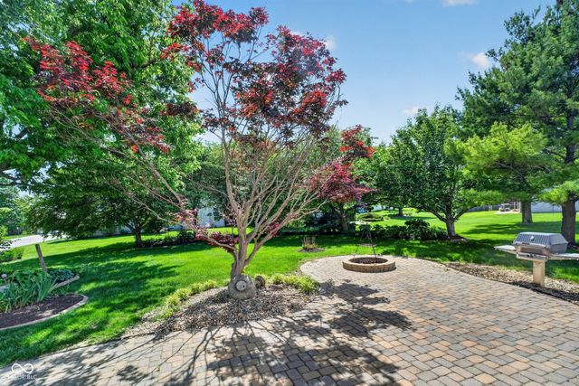 8025 Winterset Circle, Indianapolis, IN 46214