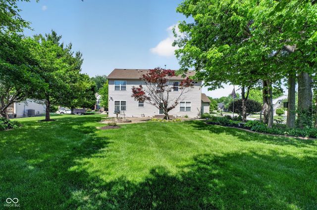 8025 Winterset Circle, Indianapolis, IN 46214