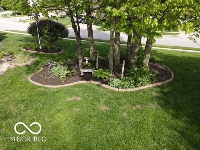 8025 Winterset Circle, Indianapolis, IN 46214