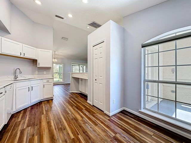 200 Merida Rd, St Augustine, FL 32086