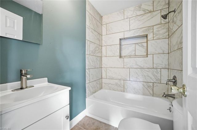 213 Kingwood DR, Newport News, VA 23601