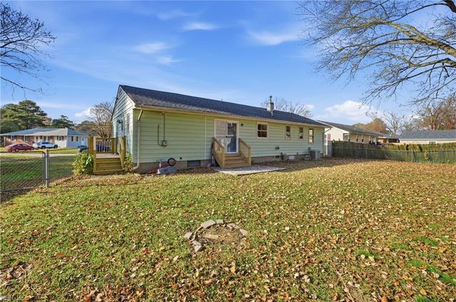 213 Kingwood DR, Newport News, VA 23601