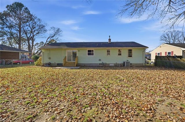 213 Kingwood DR, Newport News, VA 23601