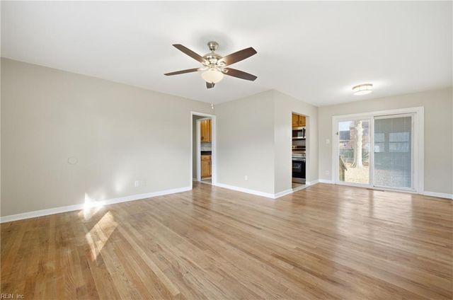 213 Kingwood DR, Newport News, VA 23601