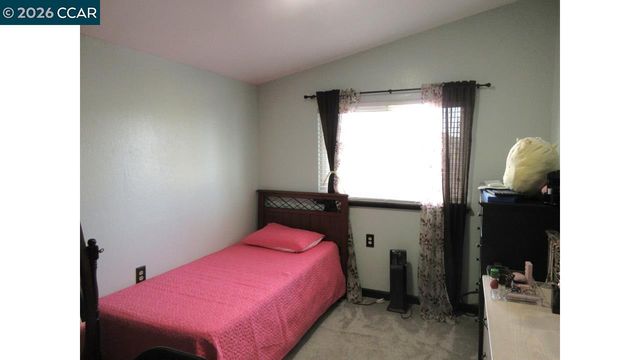 2106 Alfreda Blvd, San Pablo, CA 94806