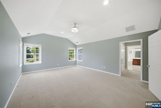 2 E David Drive, Hanover Township, NJ 07981