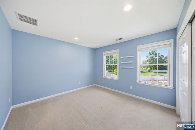 2 E David Drive, Hanover Township, NJ 07981