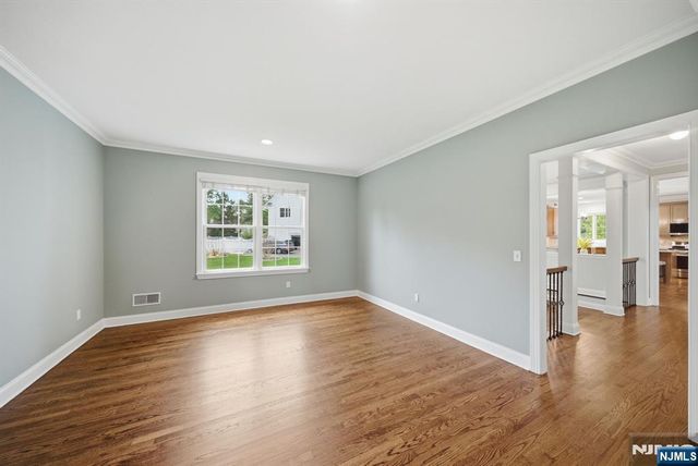2 E David Drive, Hanover Township, NJ 07981