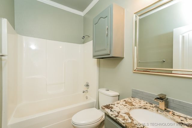 1212 E Canton Street S, Broken Arrow, OK 74012