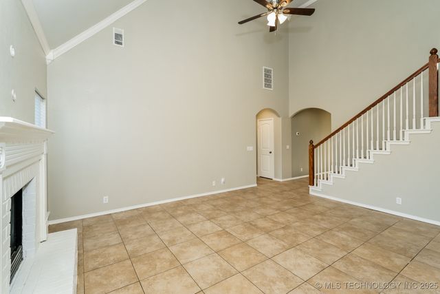 1212 E Canton Street S, Broken Arrow, OK 74012