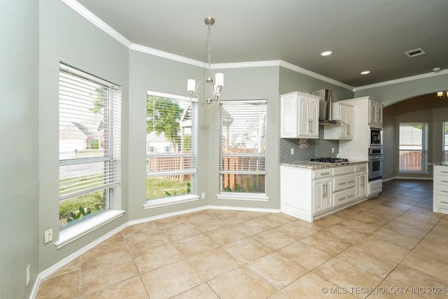 1212 E Canton Street S, Broken Arrow, OK 74012