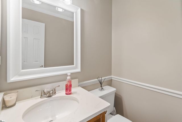 10 Woodway Drive, Greer, SC 29651