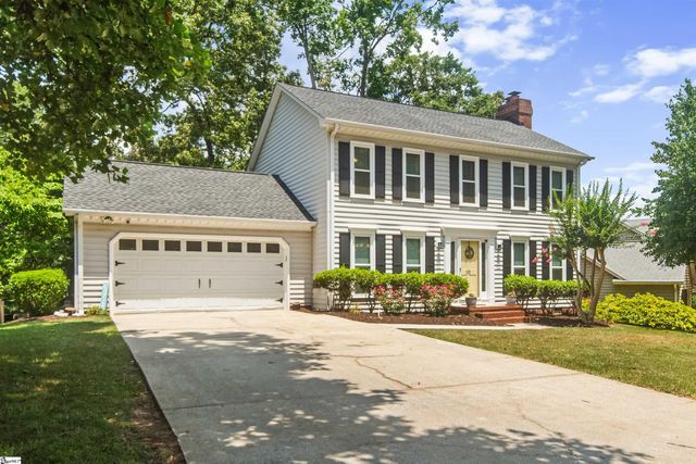 10 Woodway Drive, Greer, SC 29651
