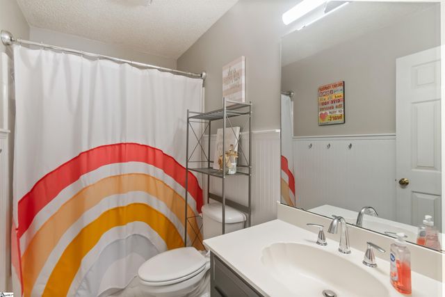 10 Woodway Drive, Greer, SC 29651