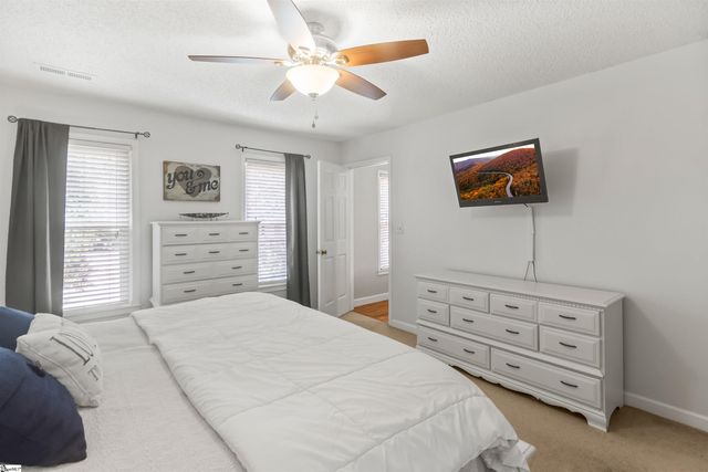 10 Woodway Drive, Greer, SC 29651