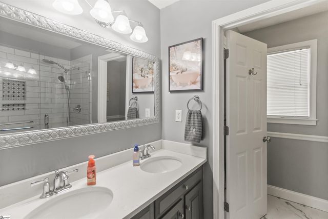 10 Woodway Drive, Greer, SC 29651
