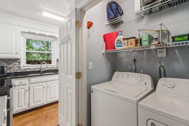 10 Woodway Drive, Greer, SC 29651
