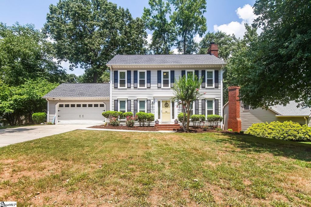 10 Woodway Drive, Greer, SC 29651