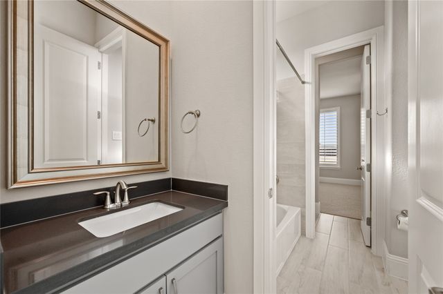 816 Gallant Fox Trail, Keller, TX 76248